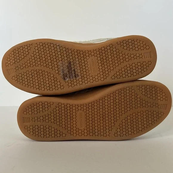 Steve Madden Madrid Silver Low Top Sneakers - Never worn, missing laces size 5 - Picture 8 of 12